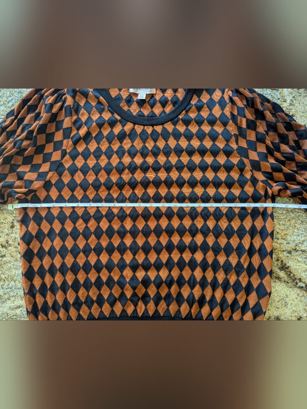 Diamond-Pattern Short Sleeve Sweater - Black & Brown - Picture 5 of 6
